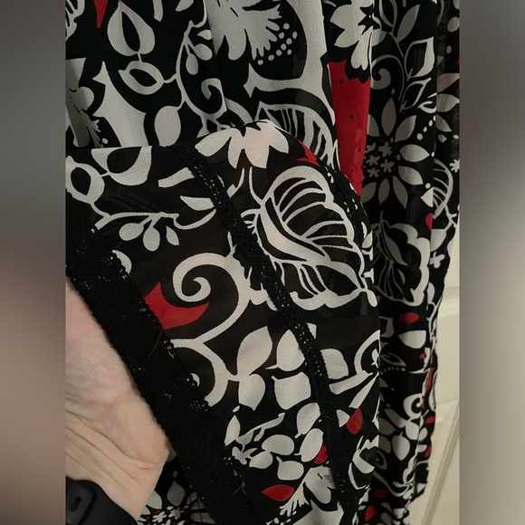 LOVE ❤️ this stunning tiered skirt!!! - Picture 3 of 7